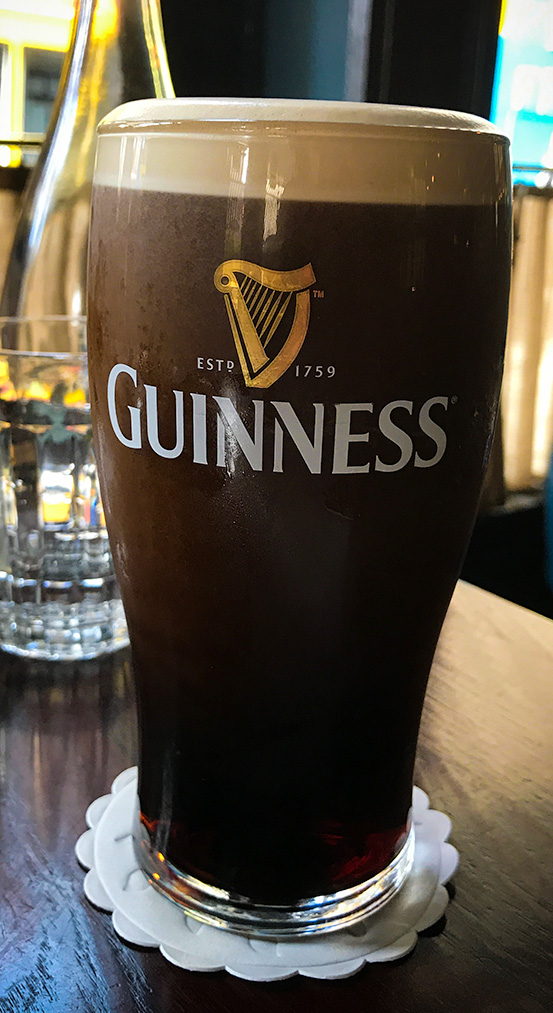 a pint of the black stuff, Guinness Stout