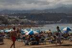 Crowded beach in Las Palmas